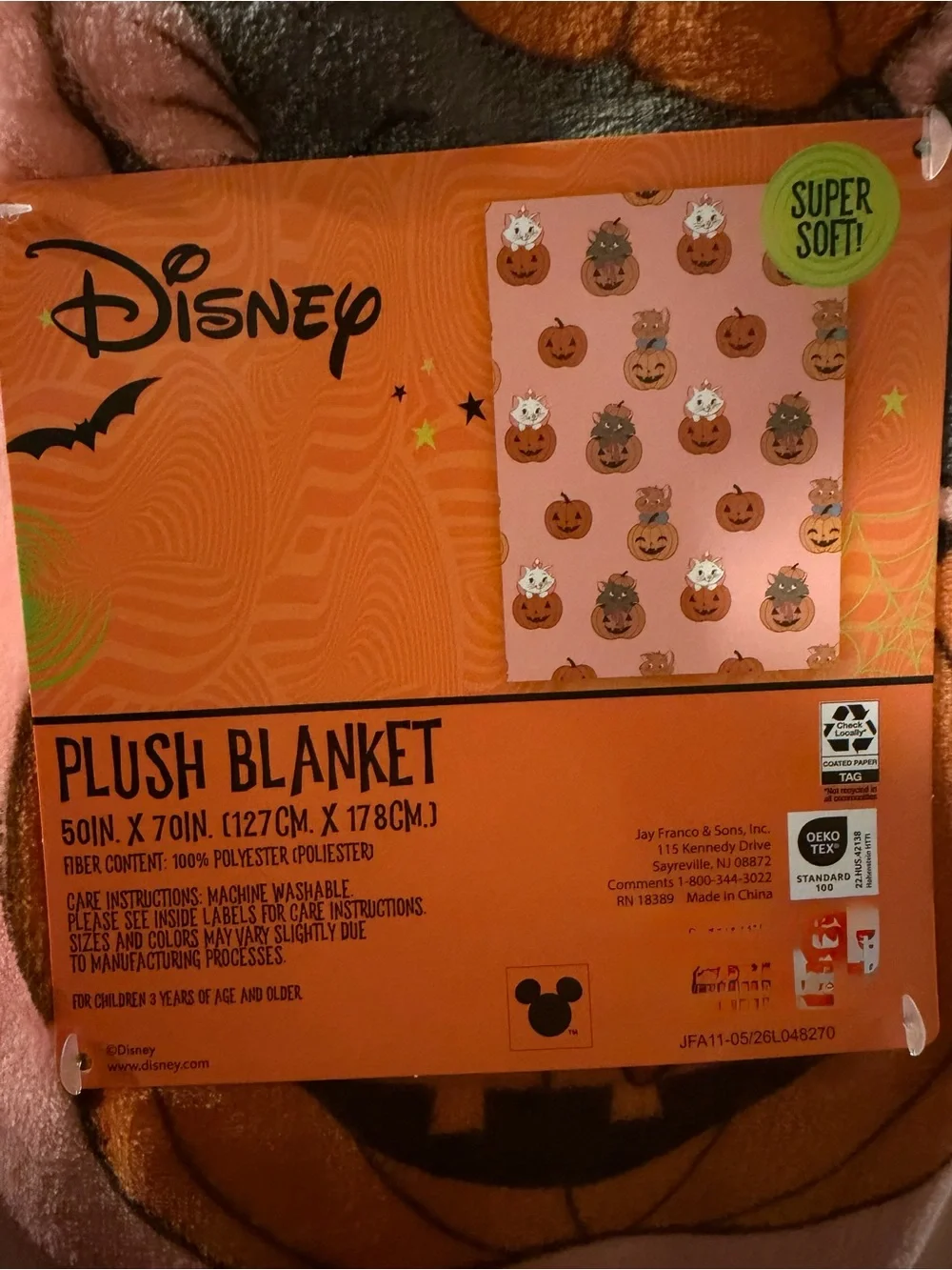Disney Pumpkin & Character Marie the Cat Pink Plush Blanket